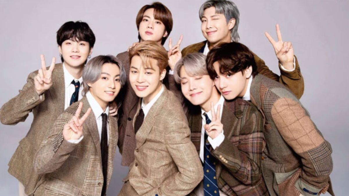 bts-blockbuster-book-beyond-the-story-tops-amazon-best-seller-list-within-24-hours-jin-jimin-rm-suga-j-hope-jungkook-v-k-pop-boy-band